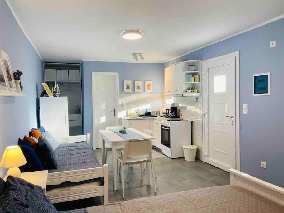 Cozy, Newly Renovated Apartment In Gavrio. Buitenkant foto