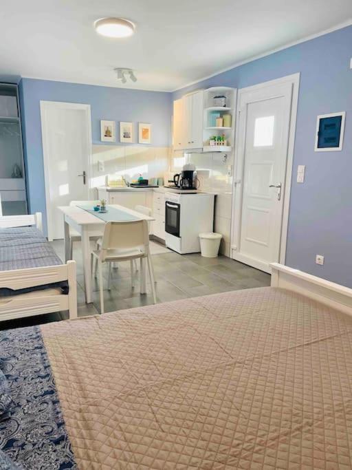 Cozy, Newly Renovated Apartment In Gavrio. Buitenkant foto