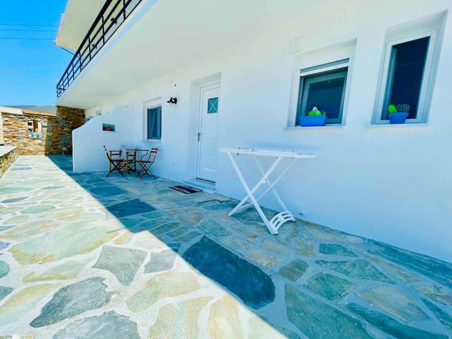 Cozy, Newly Renovated Apartment In Gavrio. Buitenkant foto