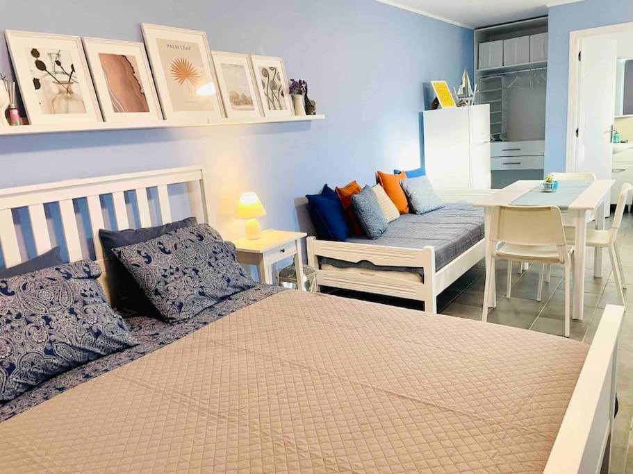 Cozy, Newly Renovated Apartment In Gavrio. Buitenkant foto